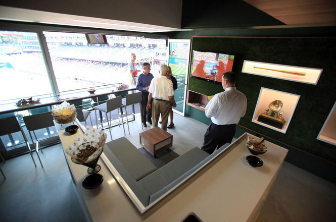  Cleveland Browns  Suite First Energy  