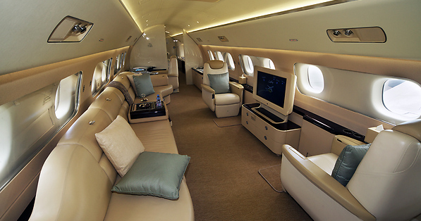  Embraer Lineage 1000 